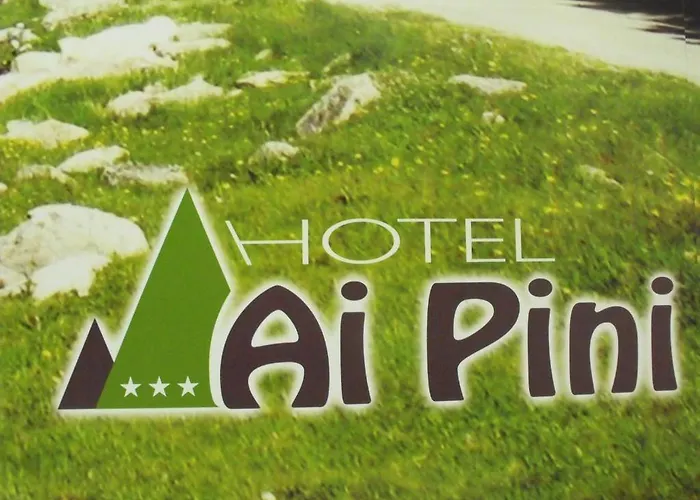 Ai Pini 酒店 尼科洛西