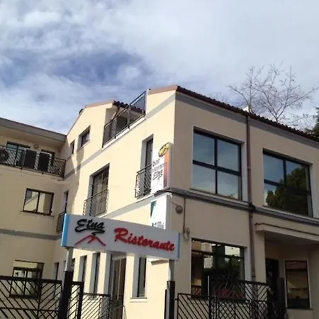 Hotel Ai Pini Nicolosi